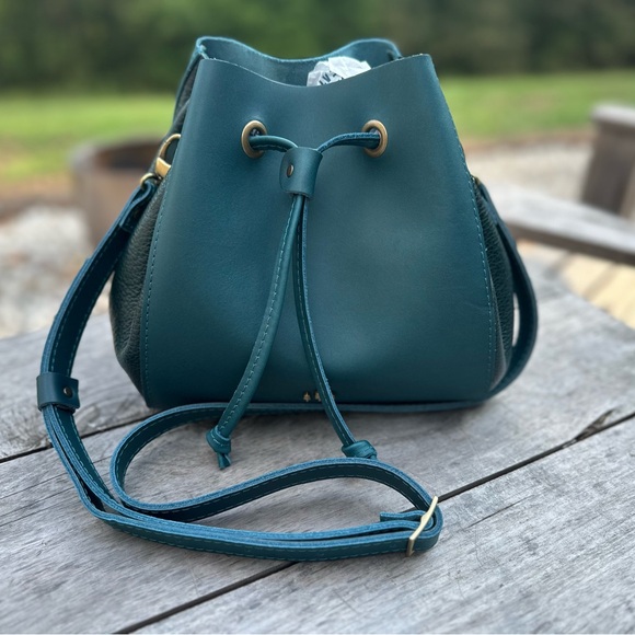 Portland Leather Nest Crossbody Bag - Picture 1 of 8